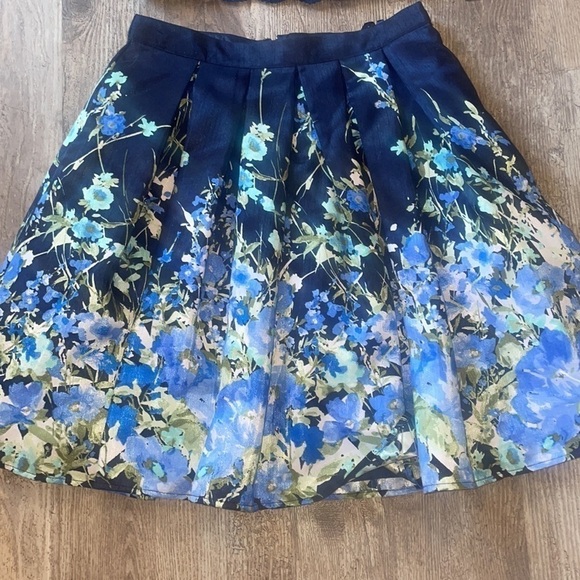 Sequin Hearts 3 - Picture 3 of 9